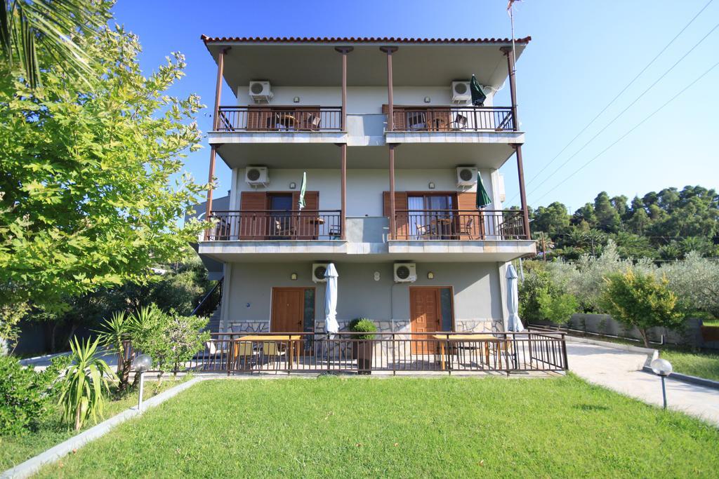Athanasia Appartement *